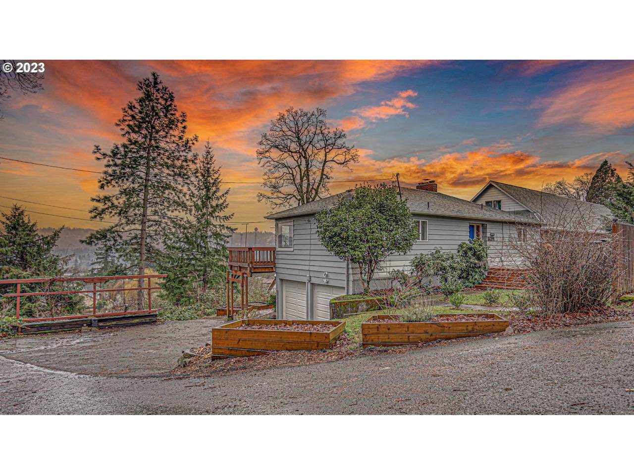16023 Oatfield Rd - Photo 1