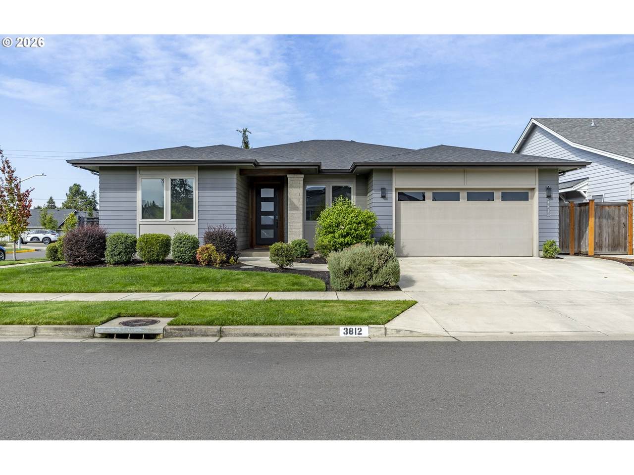 3812 Siletz St - Photo 1