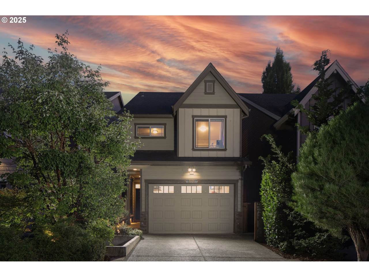 8826 Spruce St - Photo 1