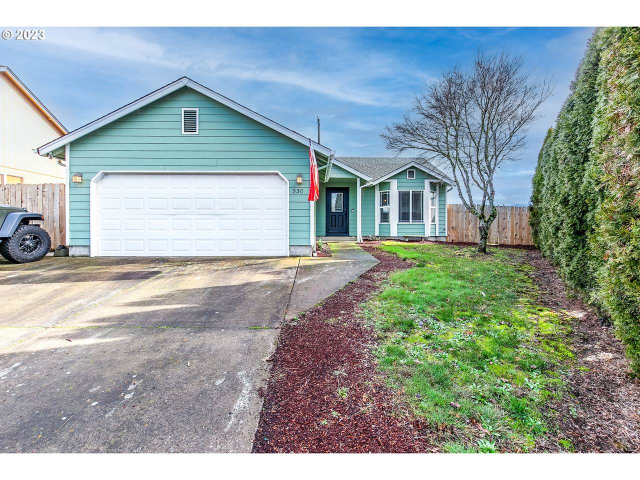 530 Spruce Ct - Photo 1