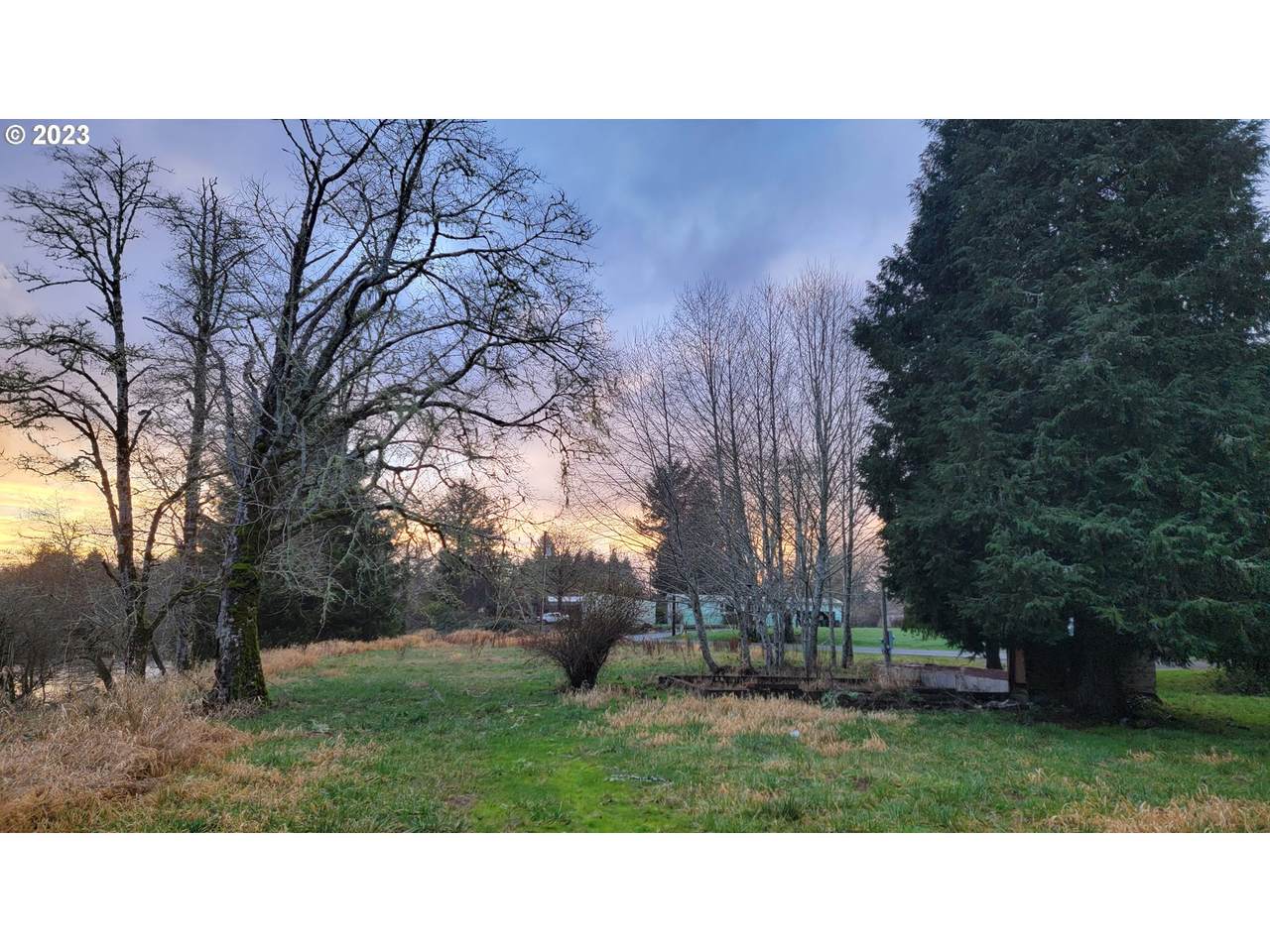 160 Siletz River Dr - Photo 1