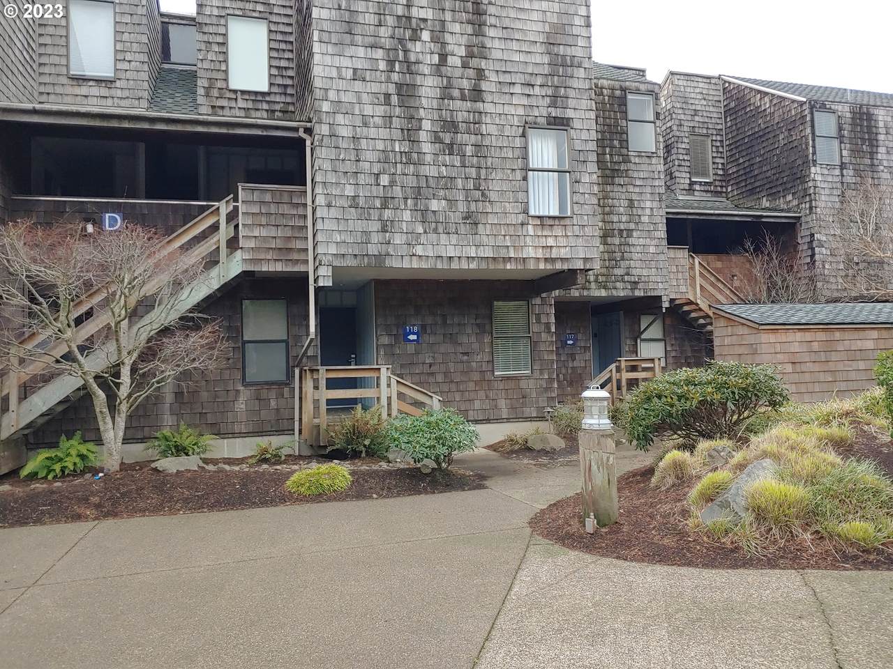 1000 Bay Blvd - Photo 1