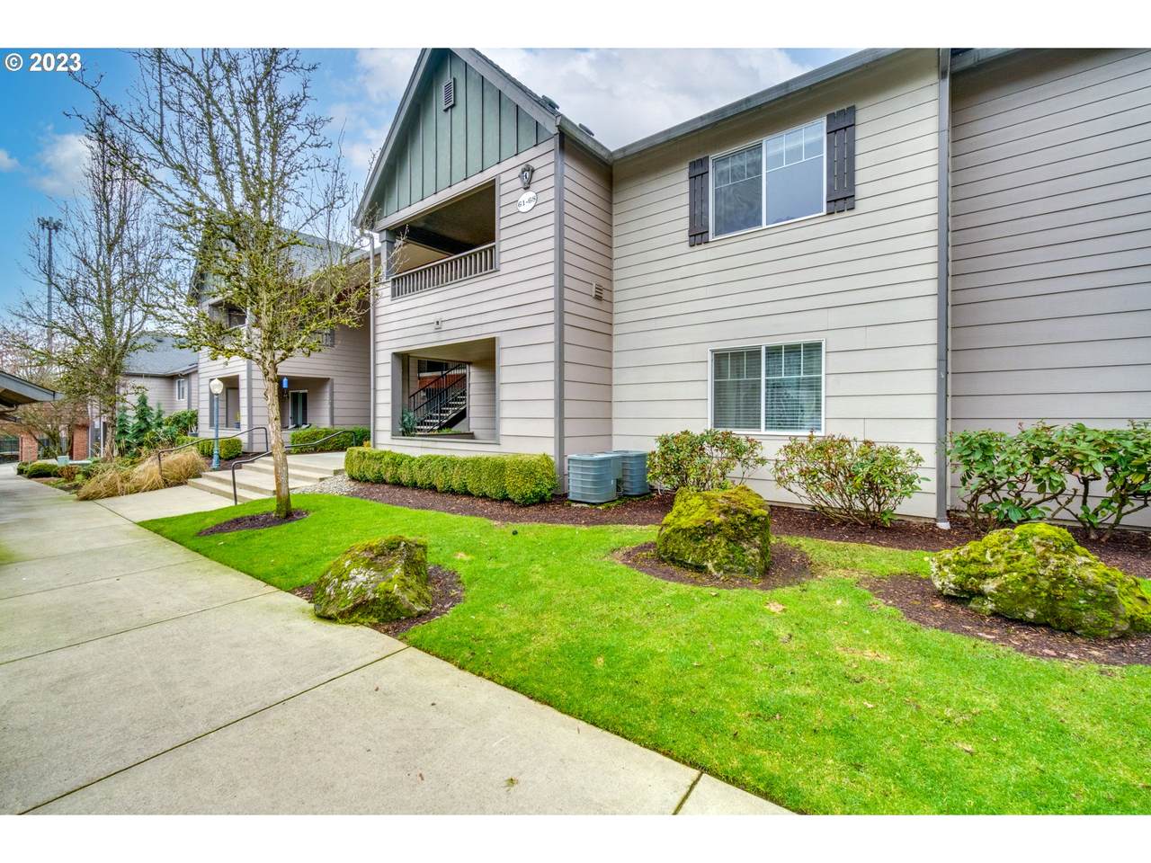 14019 20TH Ave - Photo 1