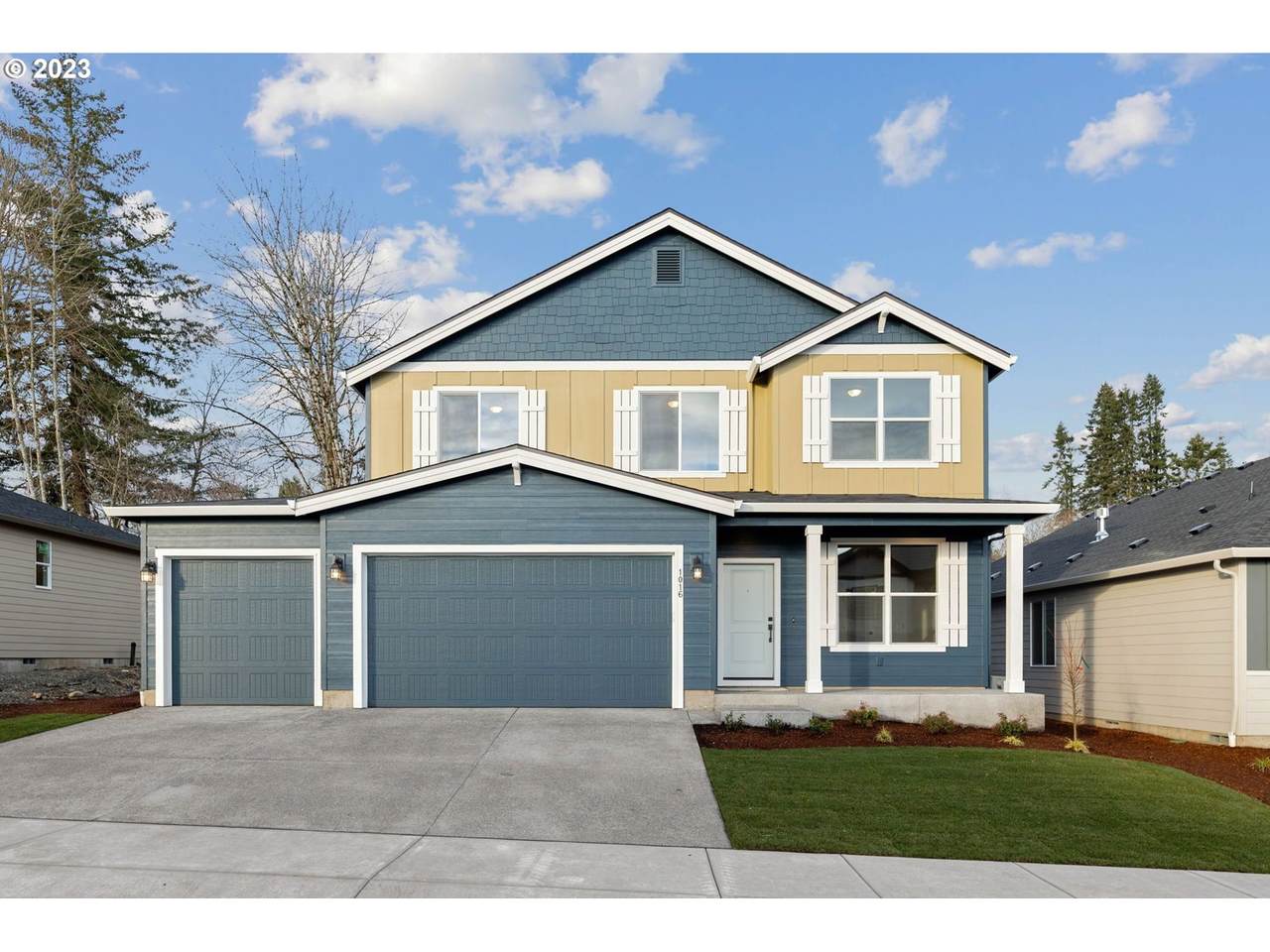 1016 19TH Way - Photo 1