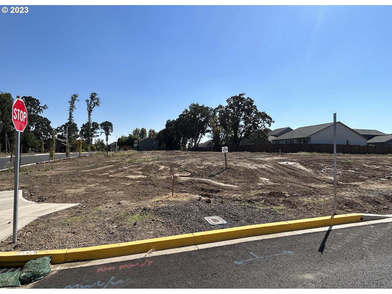 1506 Tracy St - Photo 1