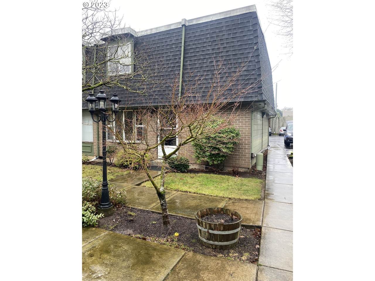 307 63RD St - Photo 1