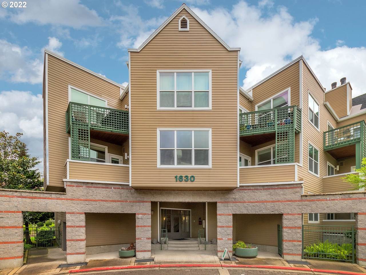 1630 Harbor Way - Photo 1