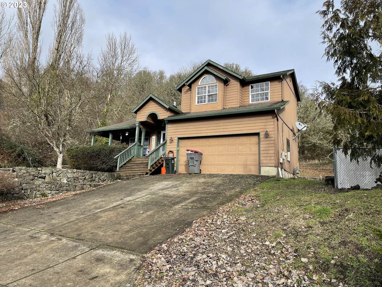 810 Bockes Loop - Photo 1