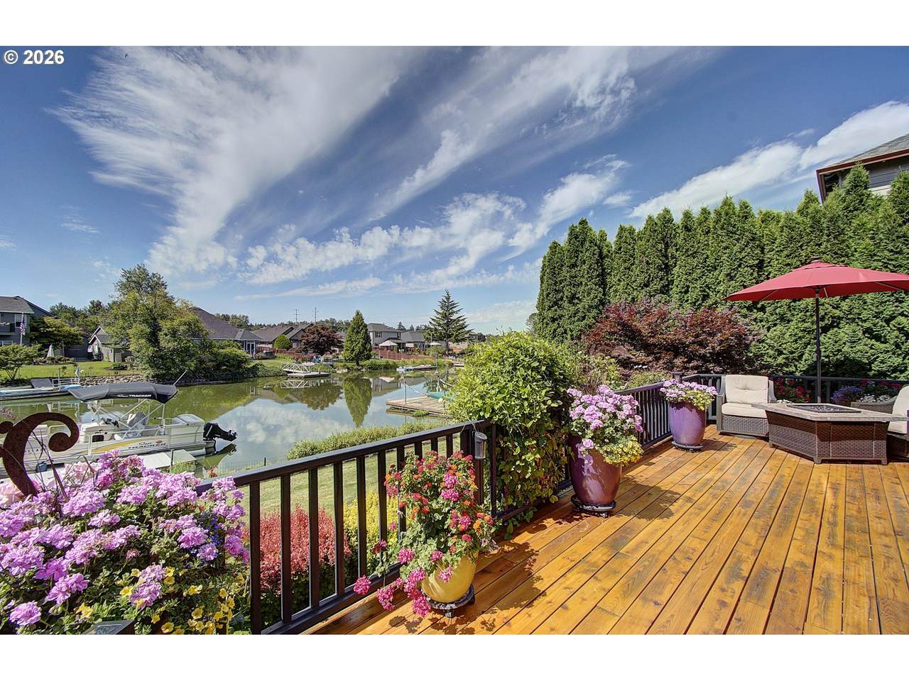 https://bt-photos.global.ssl.fastly.net/portland/1280_boomver_1_237351822-2.jpg