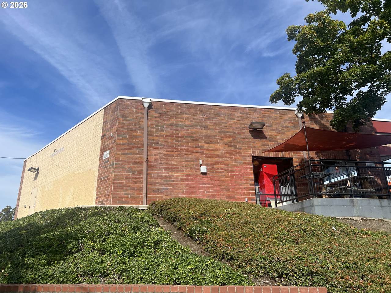 https://bt-photos.global.ssl.fastly.net/portland/1280_boomver_1_237389709-2.jpg