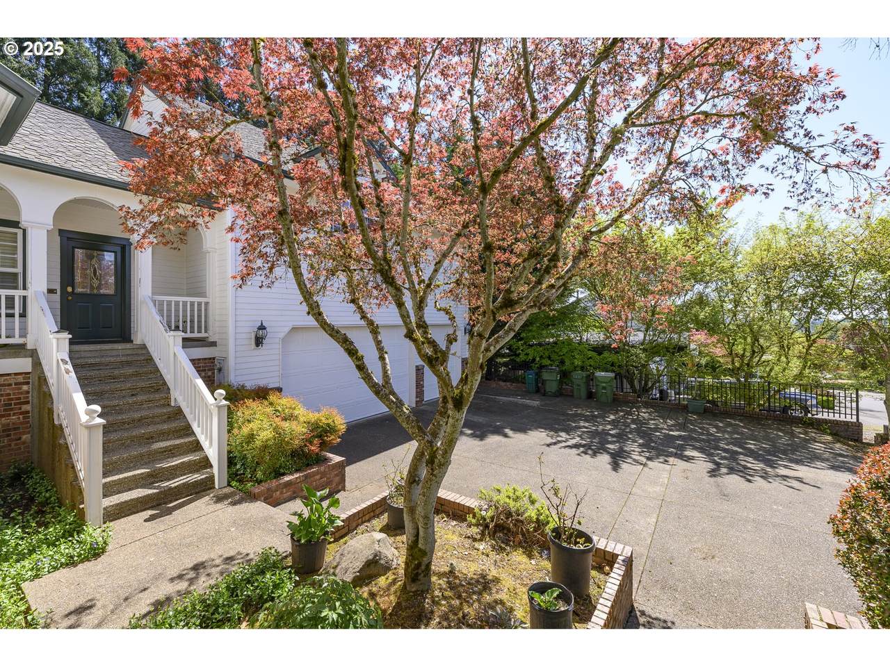 https://bt-photos.global.ssl.fastly.net/portland/1280_boomver_1_237405143-2.jpg