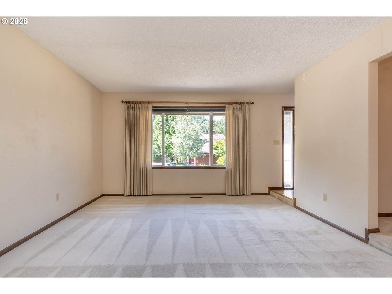 https://bt-photos.global.ssl.fastly.net/portland/1280_boomver_1_239744247-2.jpg