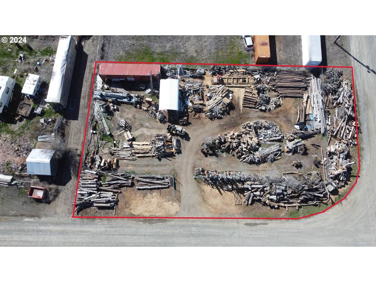 3177 D St - Photo 1