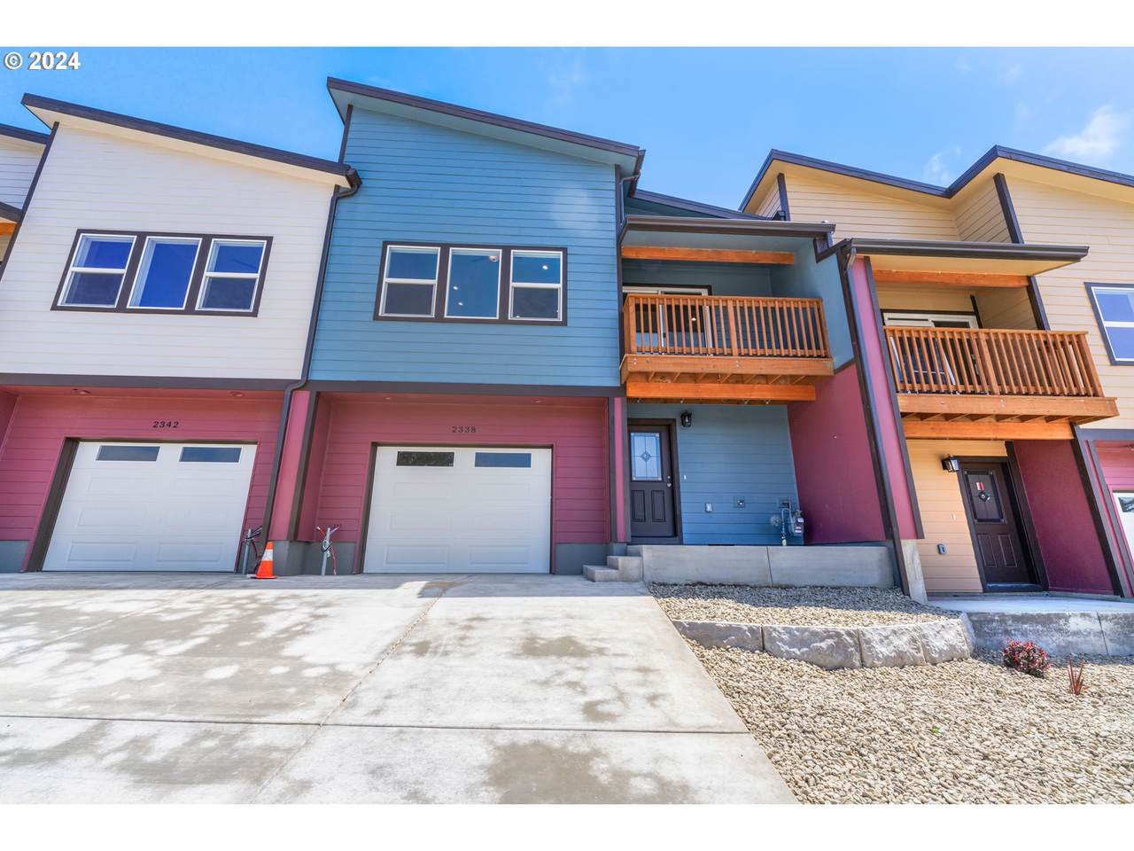 2338 Brooklyn Dr - Photo 1