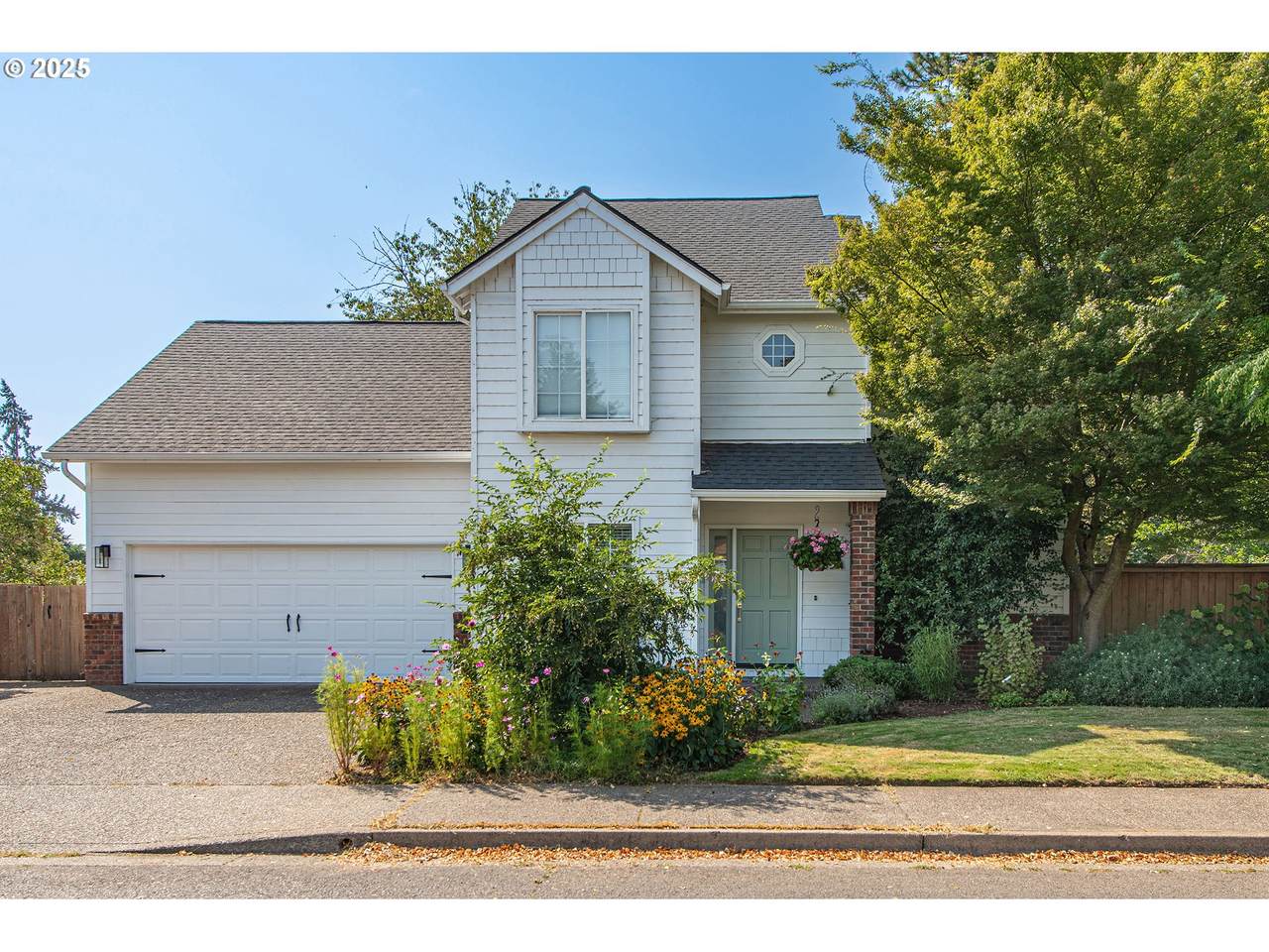 1854 Cambridge Oaks Dr - Photo 1