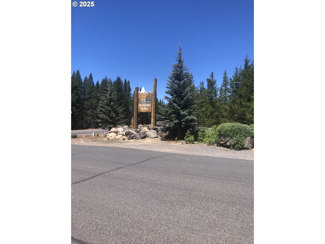 26 Diamond Peak Dr - Photo 1