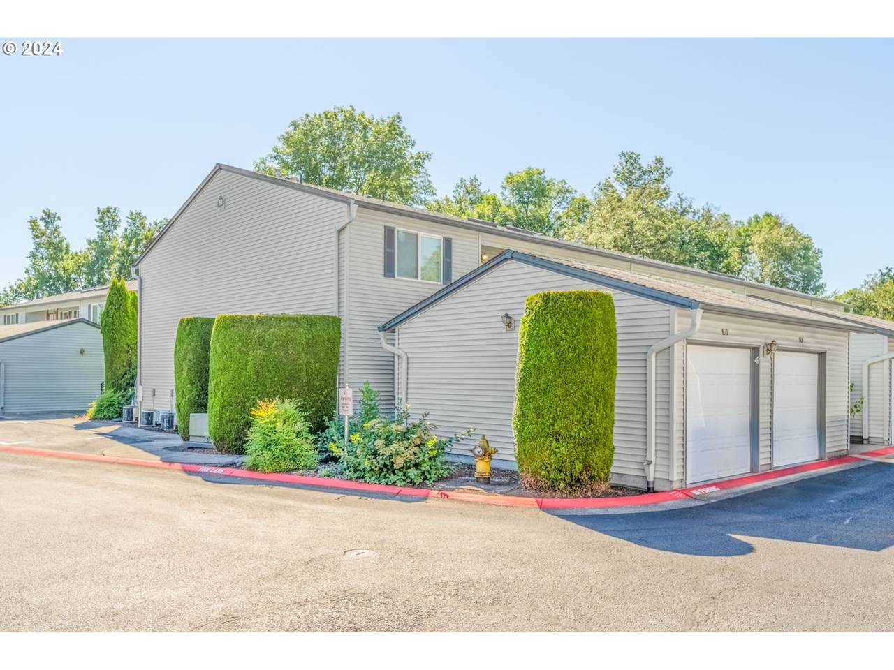 4000 109TH Ave - Photo 1