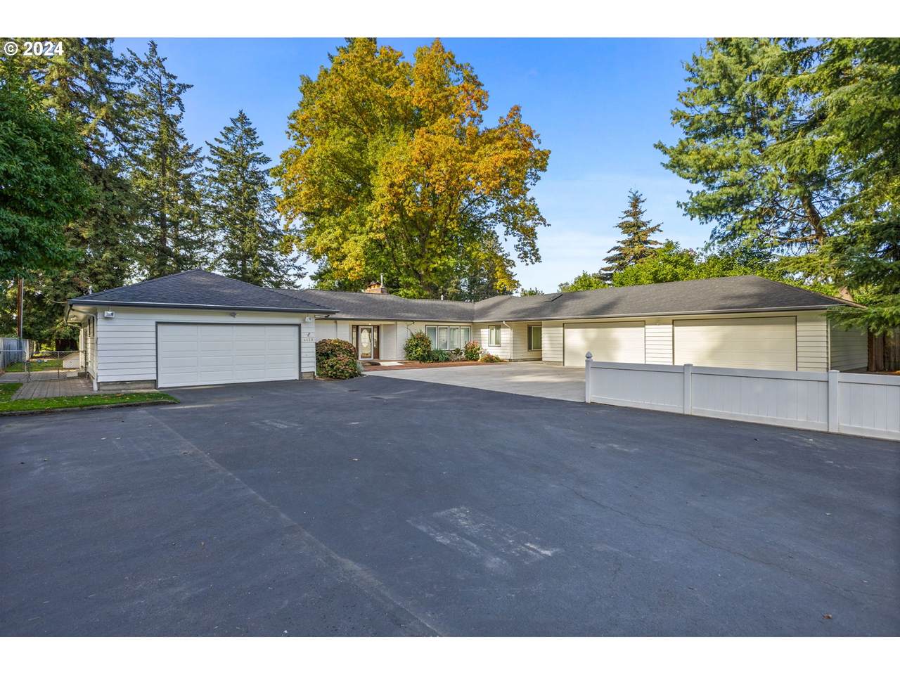 4135 Rivercrest Dr - Photo 1