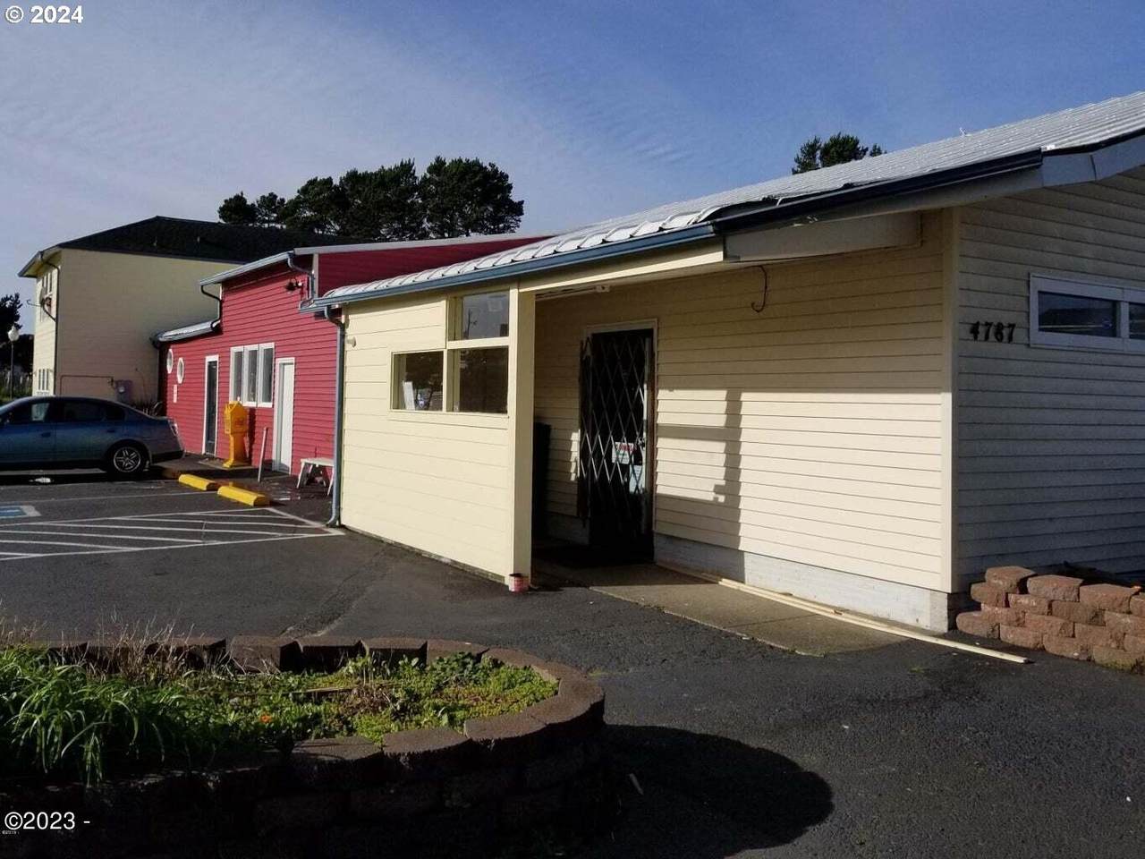 https://bt-photos.global.ssl.fastly.net/portland/1280_boomver_2_24127948-2.jpg