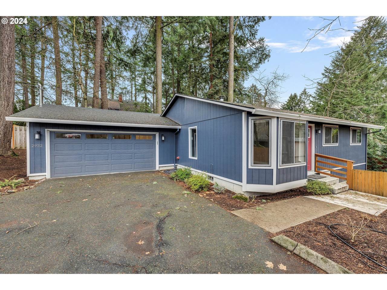 2932 Multnomah Blvd - Photo 1