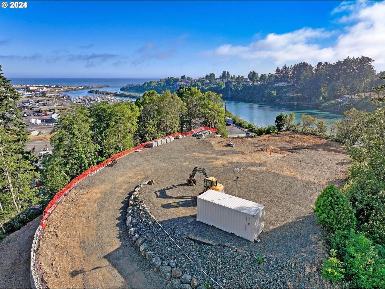 https://bt-photos.global.ssl.fastly.net/portland/1280_boomver_2_24242003-2.jpg