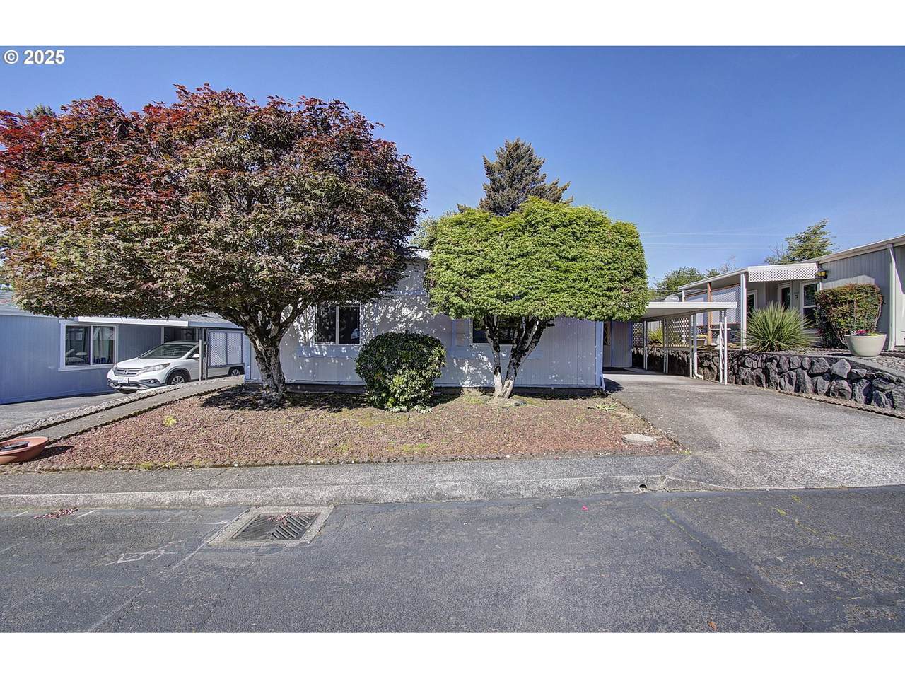 17401 39TH St - Photo 1