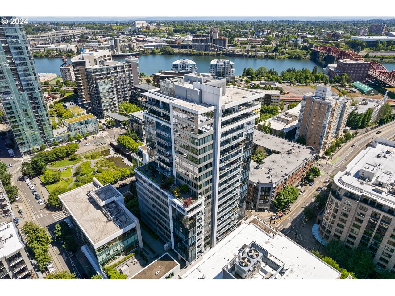 1001 Lovejoy St - Photo 1