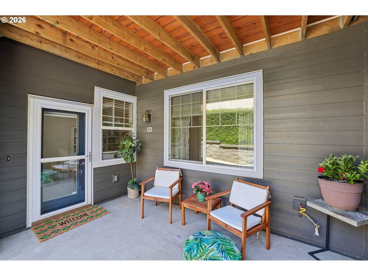 https://bt-photos.global.ssl.fastly.net/portland/1280_boomver_1_243822013-2.jpg