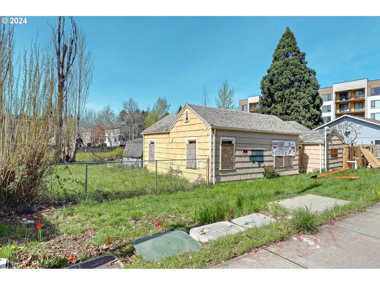 1205 158TH Ave - Photo 1