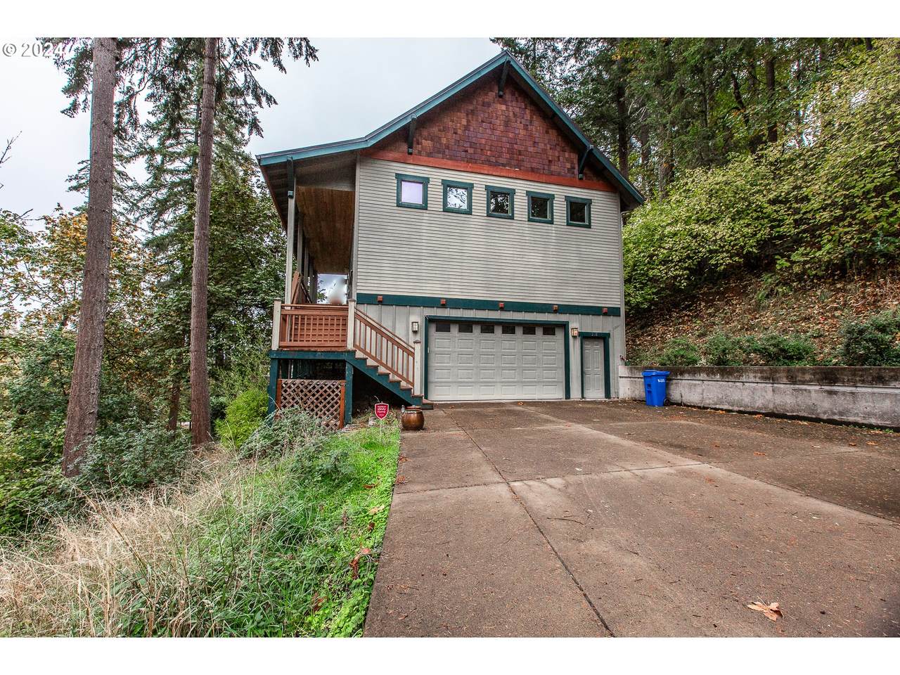 210 Rockridge Loop - Photo 1