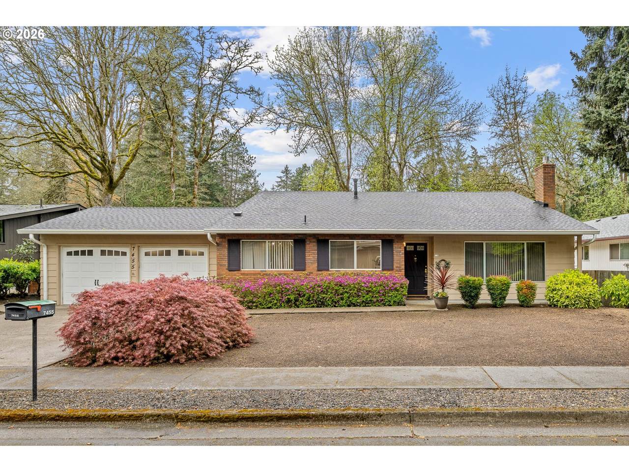 7455 Danielle Ave - Photo 1
