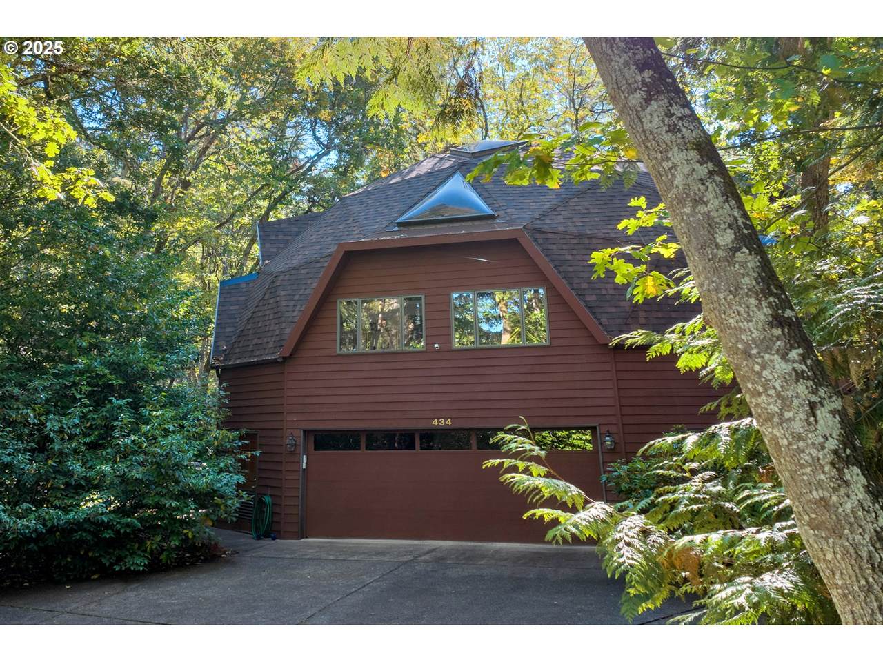 434 39TH Ave - Photo 1