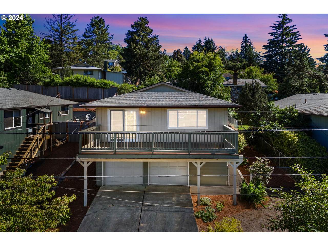 1816 Miles St - Photo 1