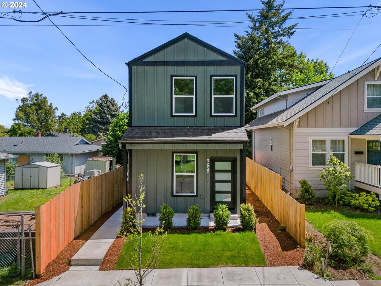 9050 Endicott Ave - Photo 1
