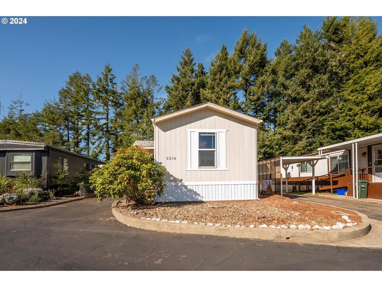 3310 Sandpiper Dr - Photo 1