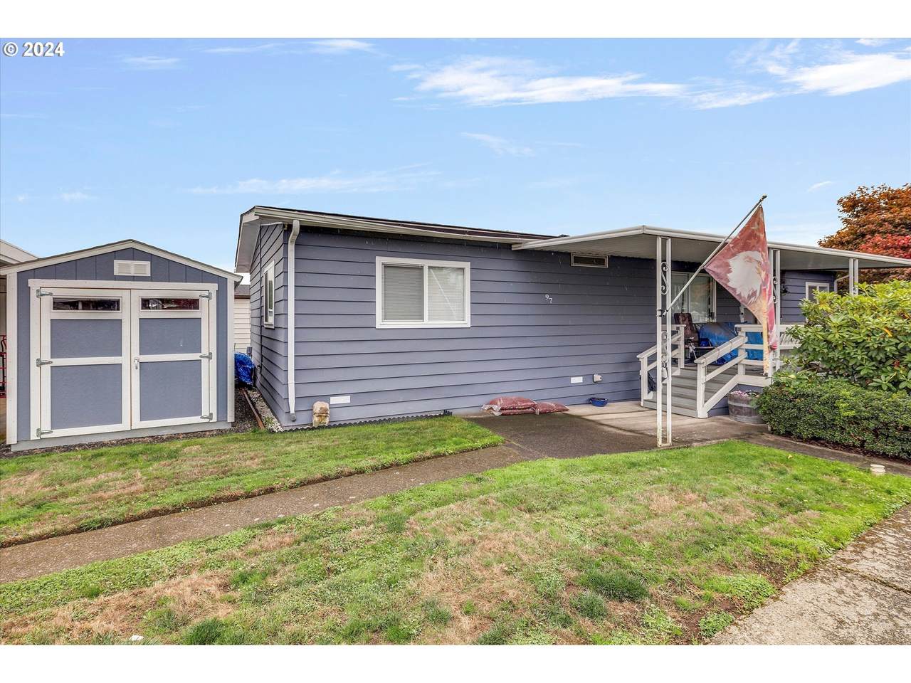 2511 River Rd - Photo 1