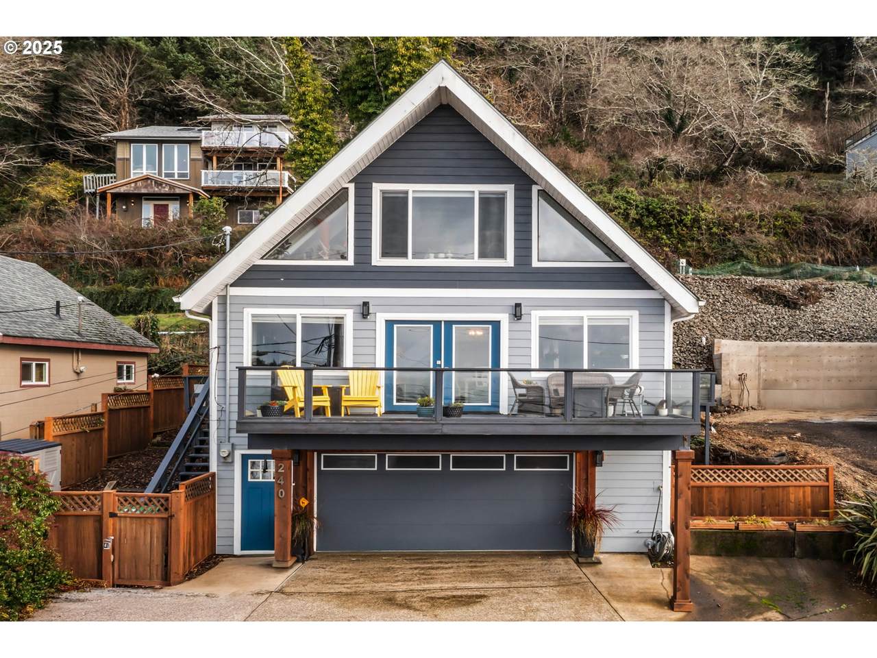 240 Williams Ave - Photo 1