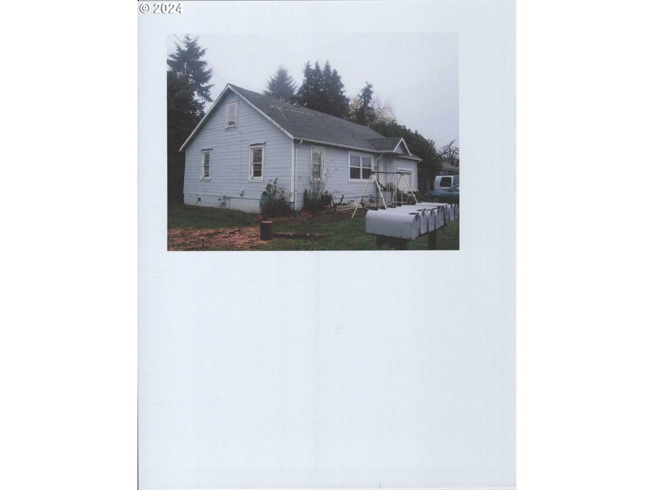 1140 Chamberlin Ave - Photo 1