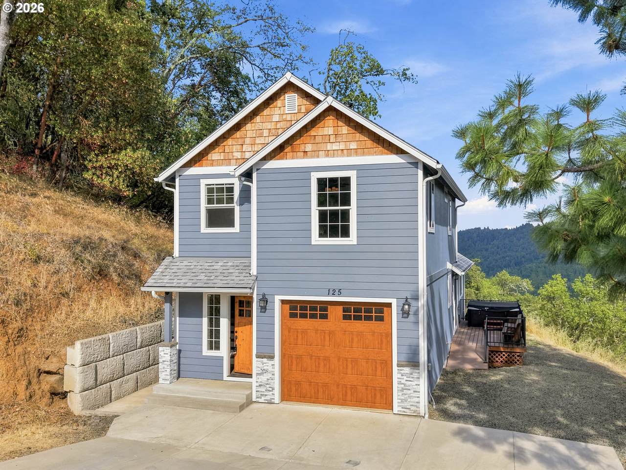 125 Eagle Dr - Photo 1
