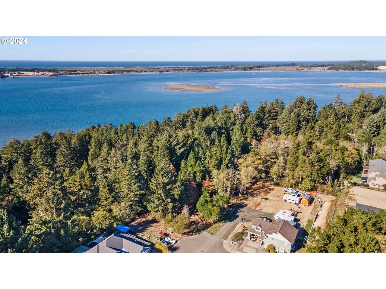 https://bt-photos.global.ssl.fastly.net/portland/1280_boomver_1_24532470-2.jpg