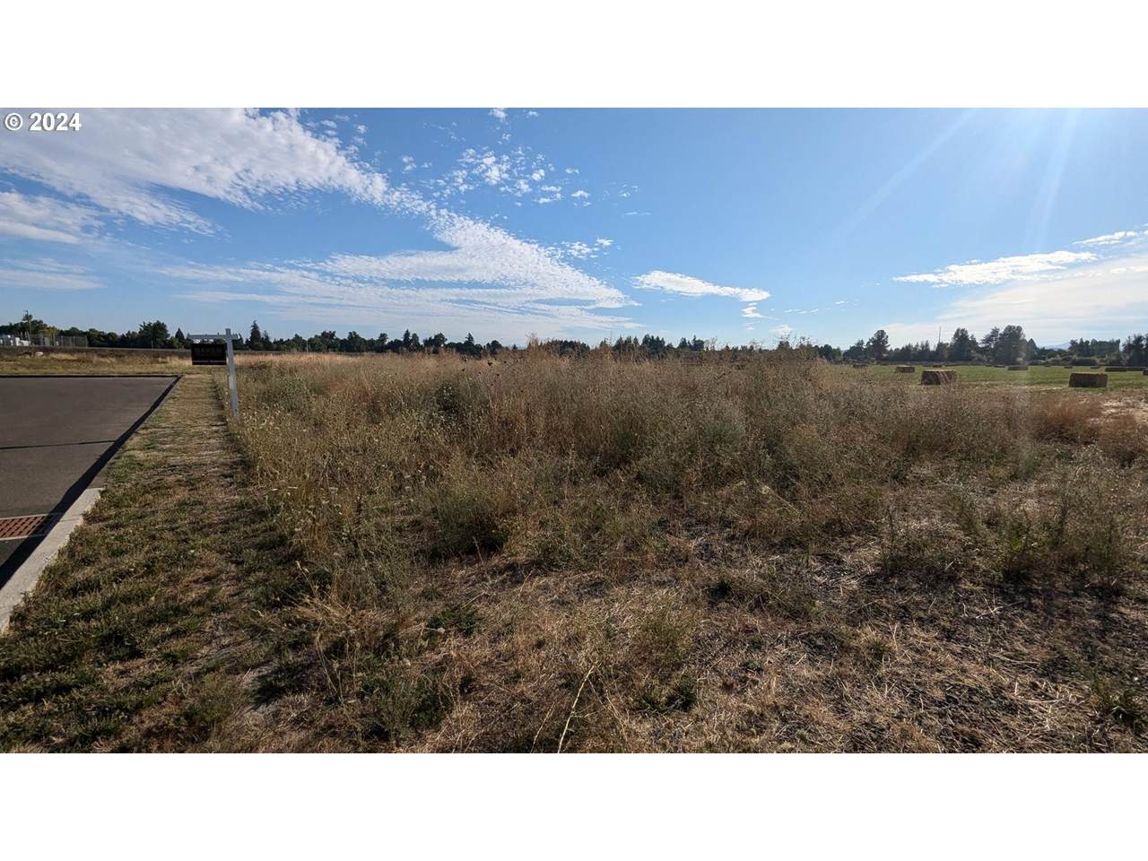 585 Airport Rd - Photo 1