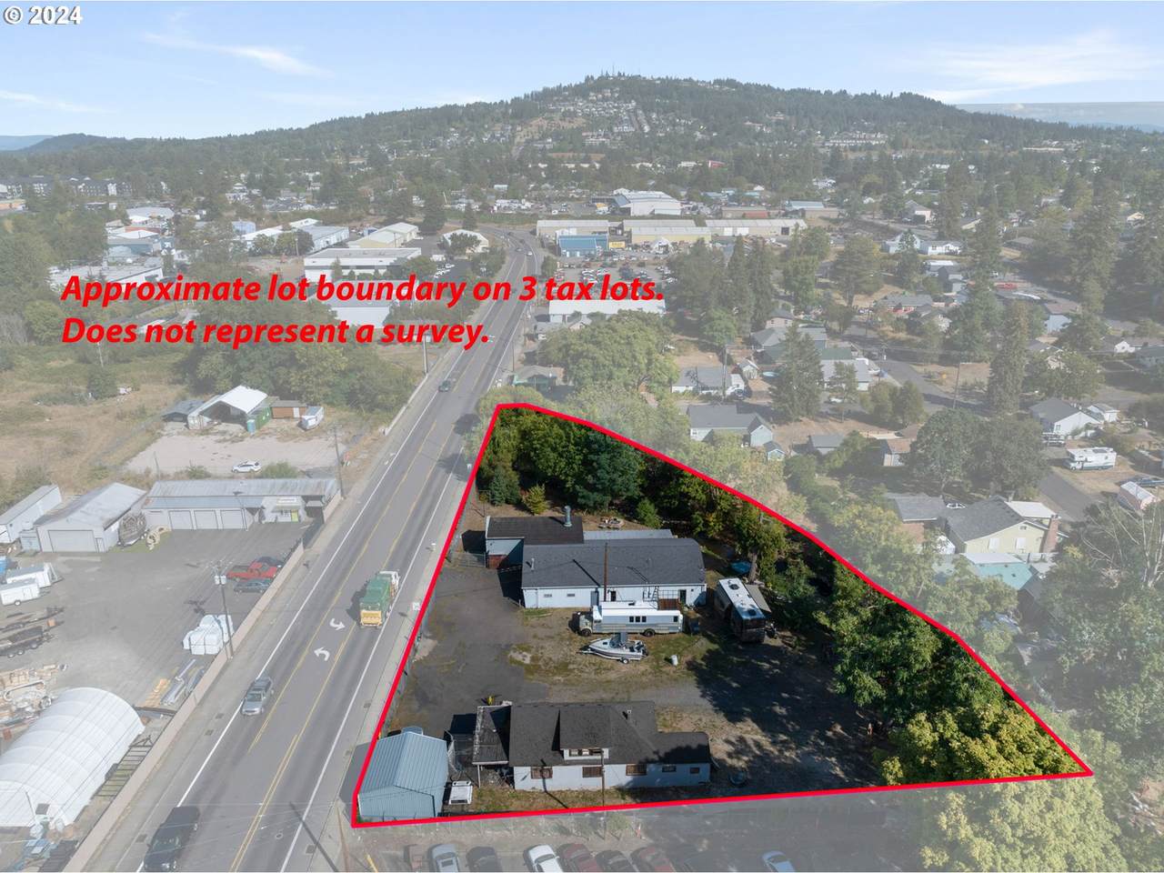 6906 Johnson Creek Blvd - Photo 1