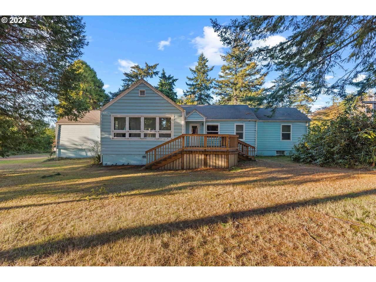88405 Highway 42 - Photo 1