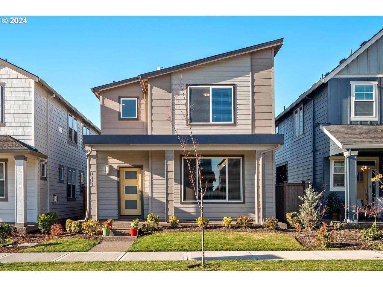 3813 83RD Ave - Photo 1