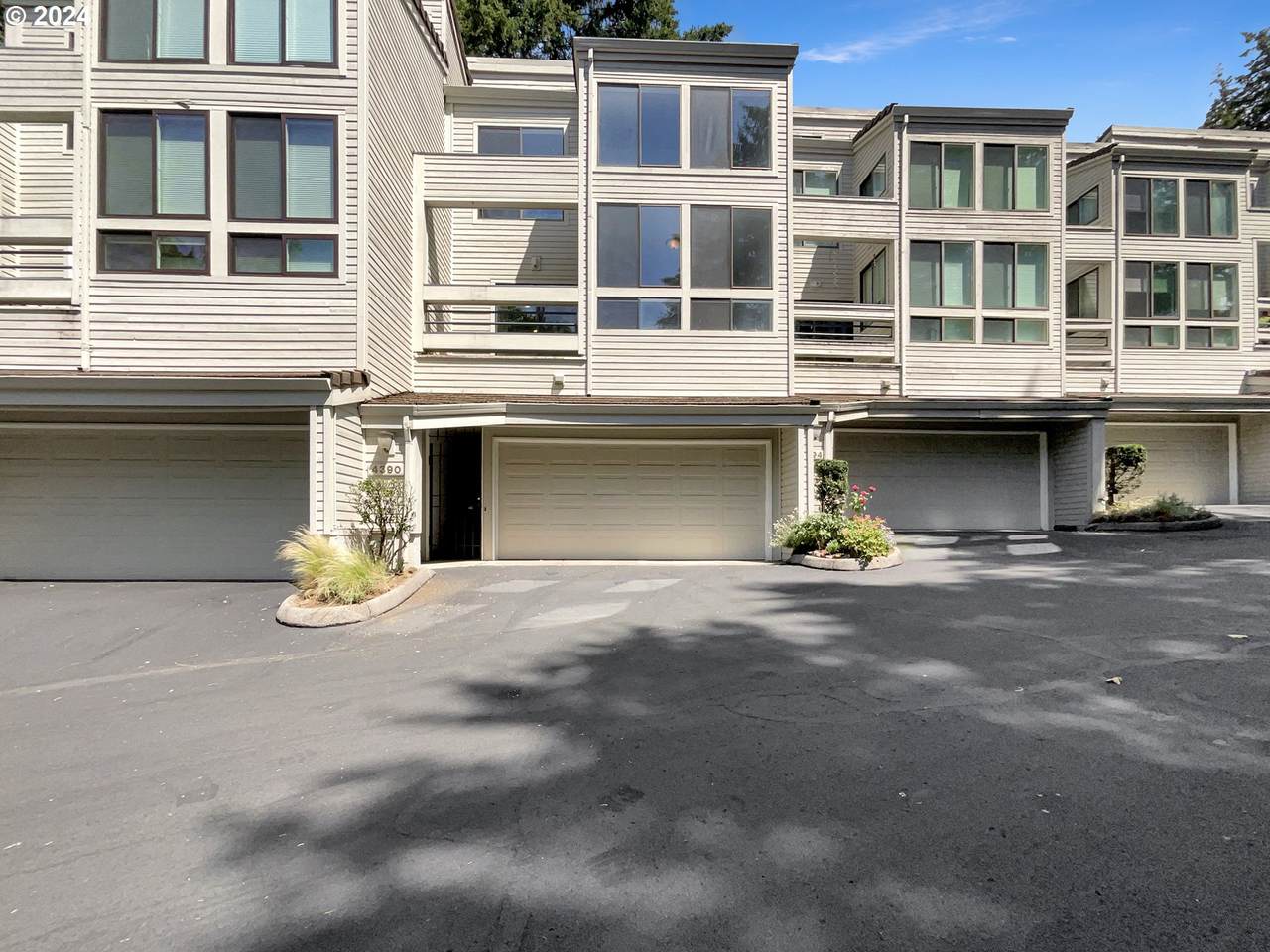4390 Thunder Vista Ln - Photo 1