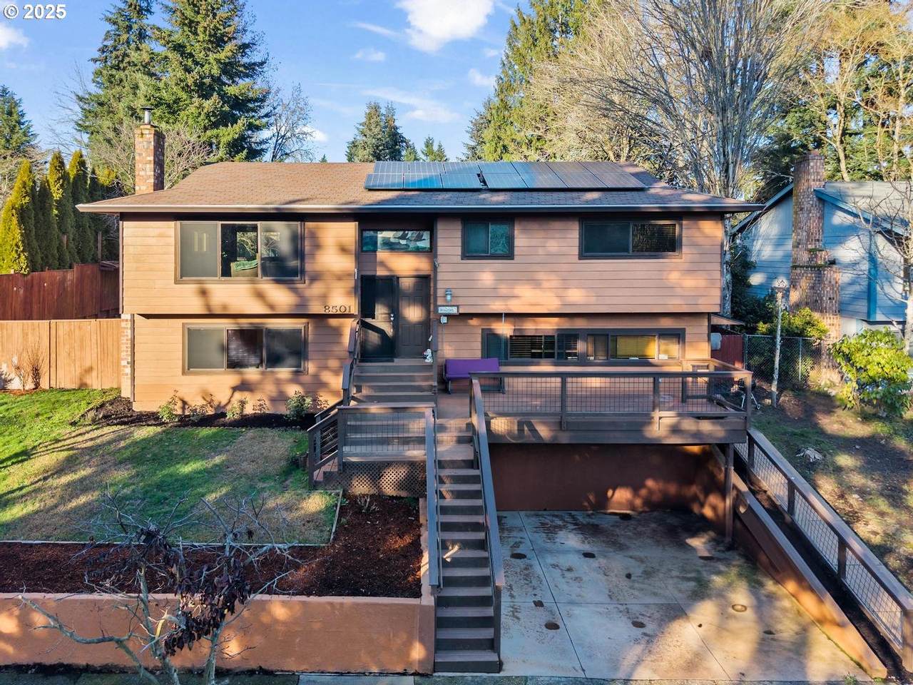 8501 Iroquois Dr - Photo 1