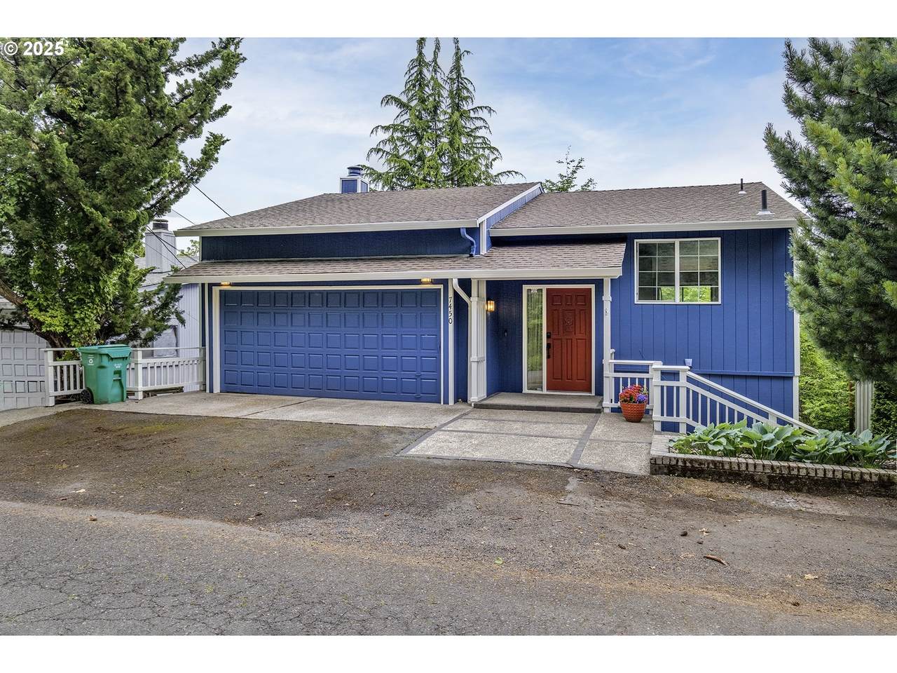 7450 17TH Dr - Photo 1
