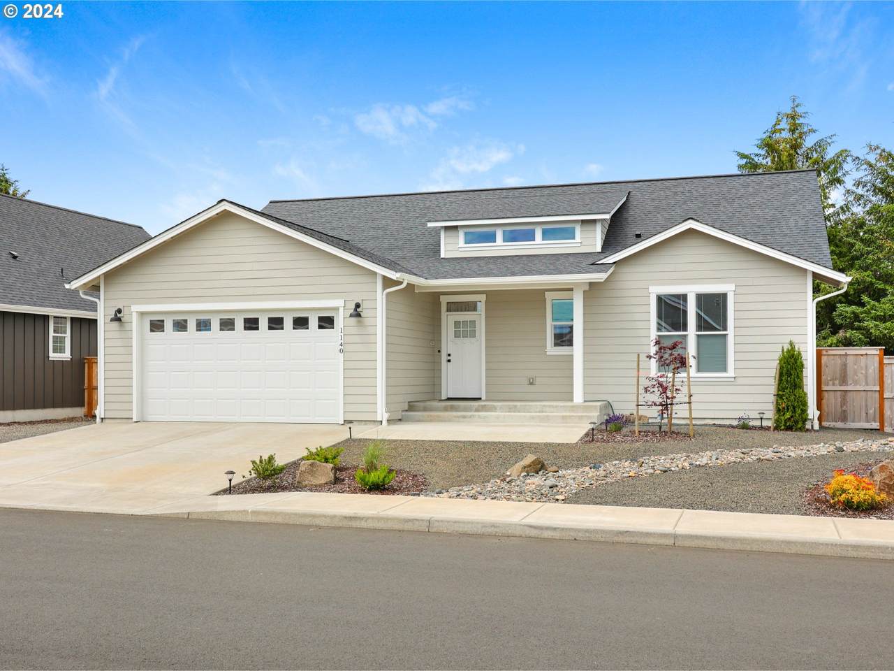 1140 Bugle Ave - Photo 1