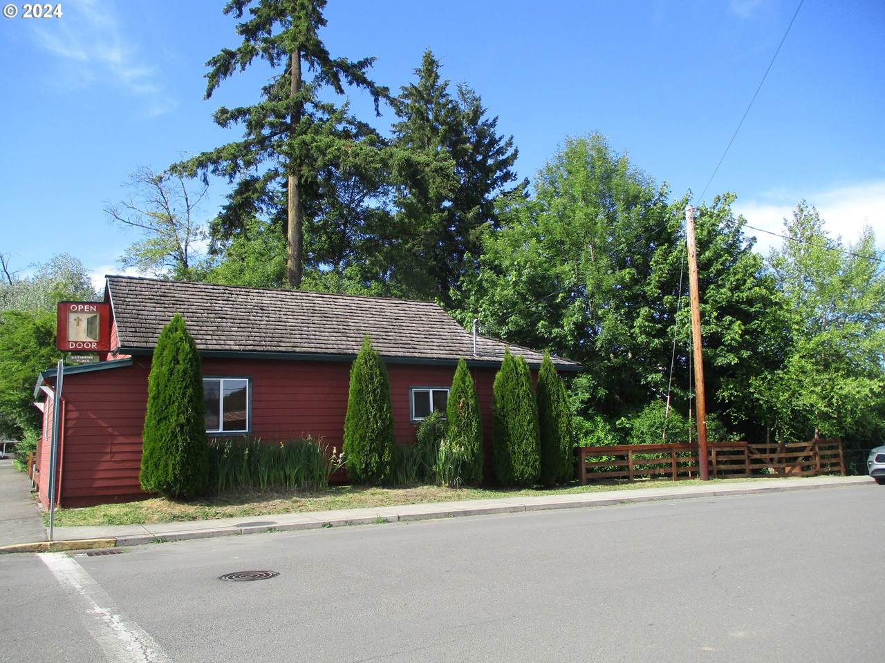 https://bt-photos.global.ssl.fastly.net/portland/1280_boomver_1_24670558-2.jpg