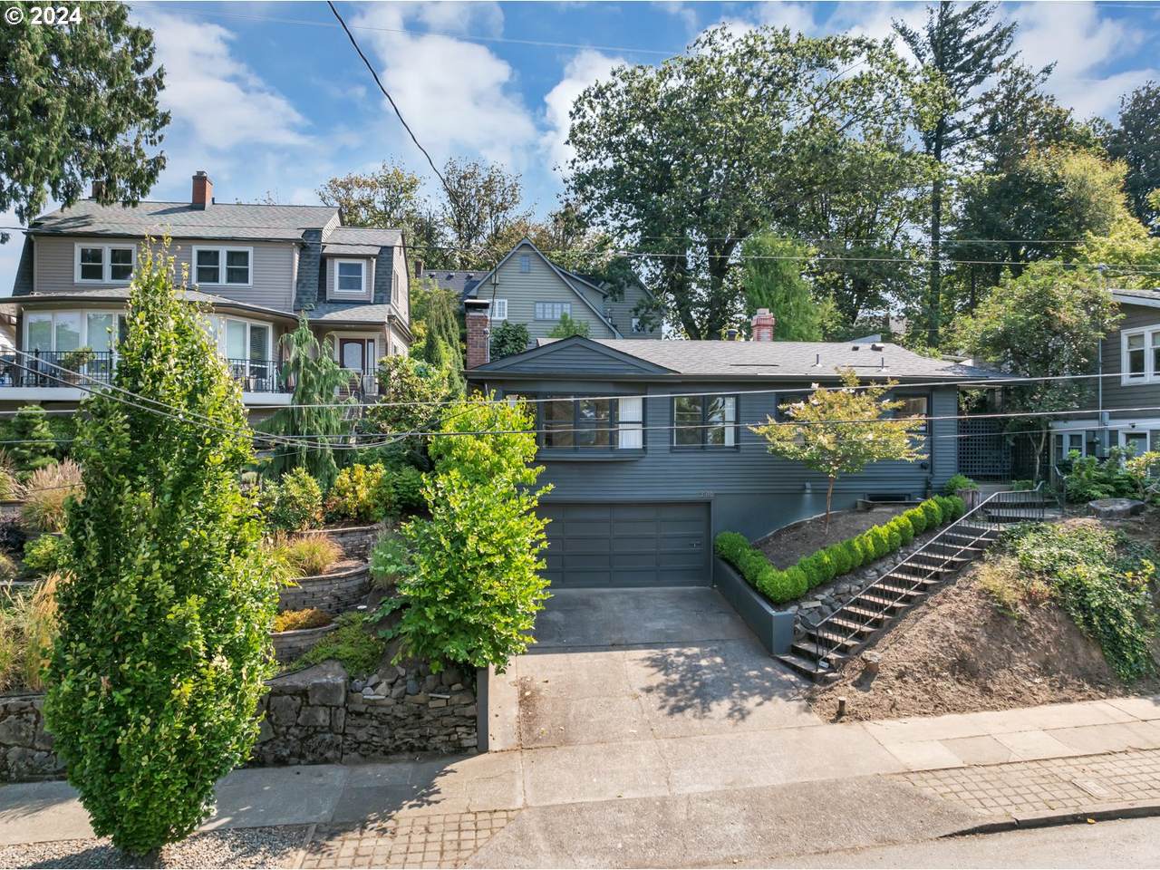 3916 Council Crest Dr - Photo 1